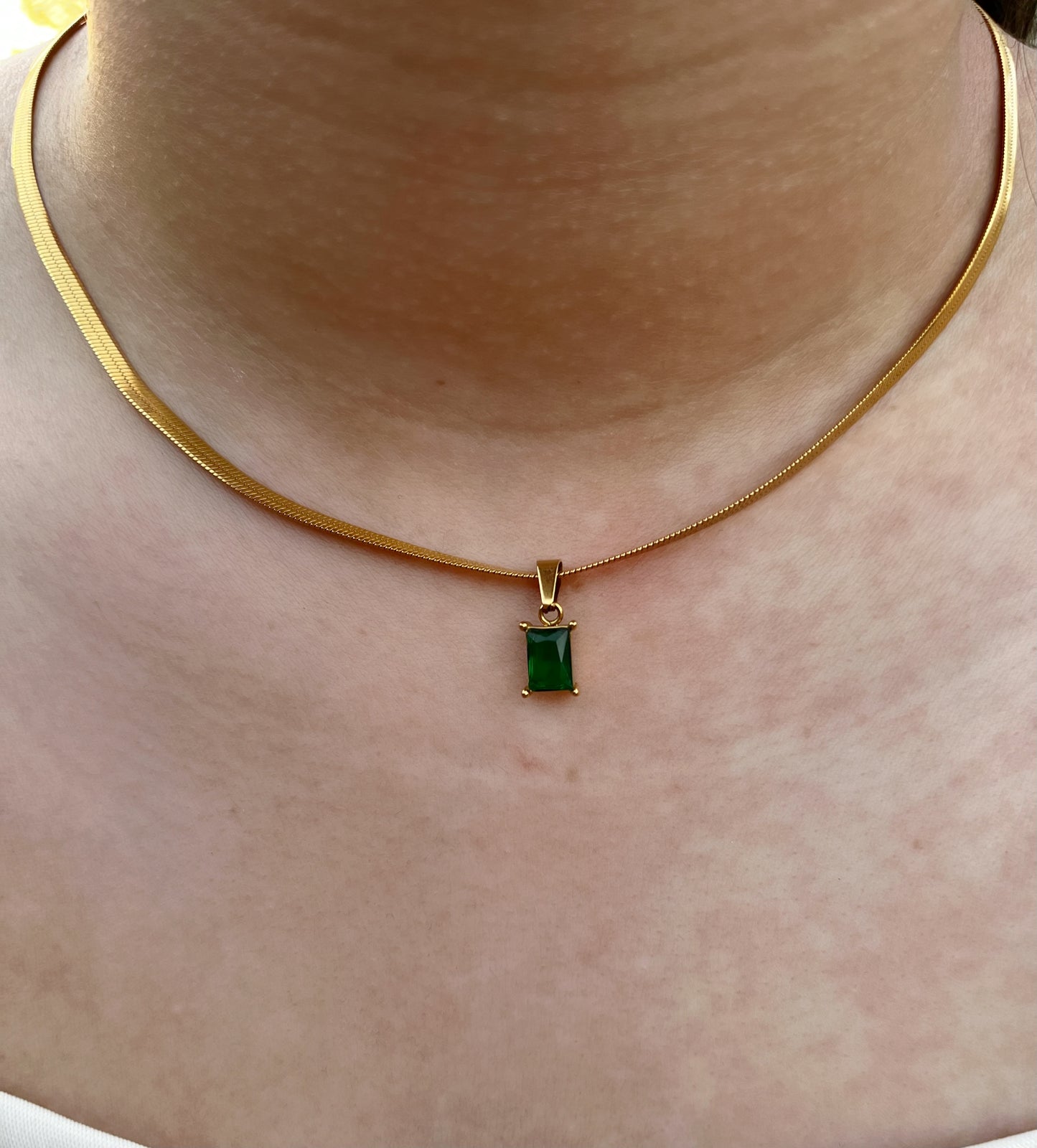 Elegant Emerald Necklace