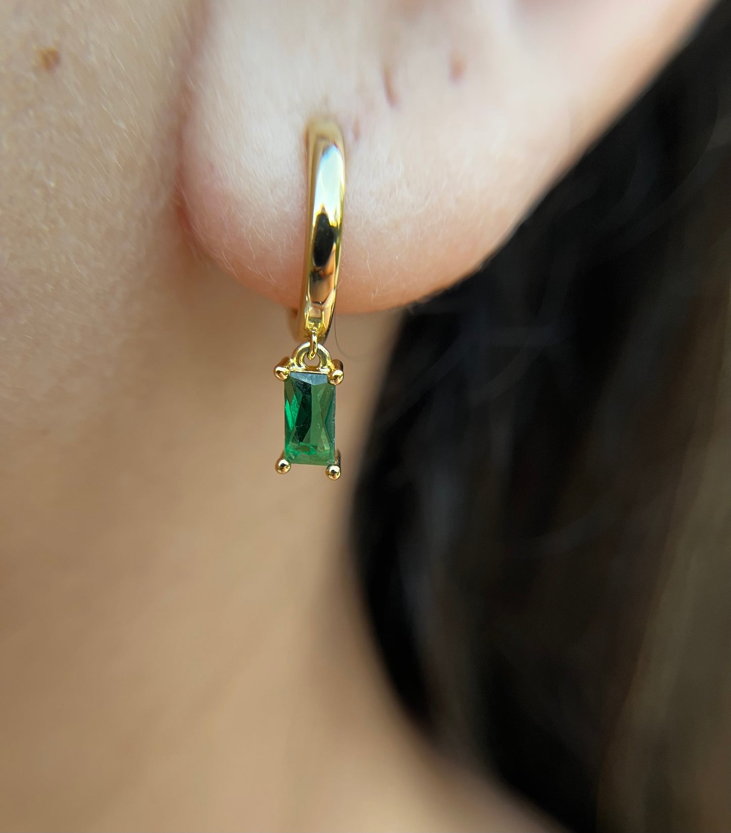 Dainty Emerald Earrings